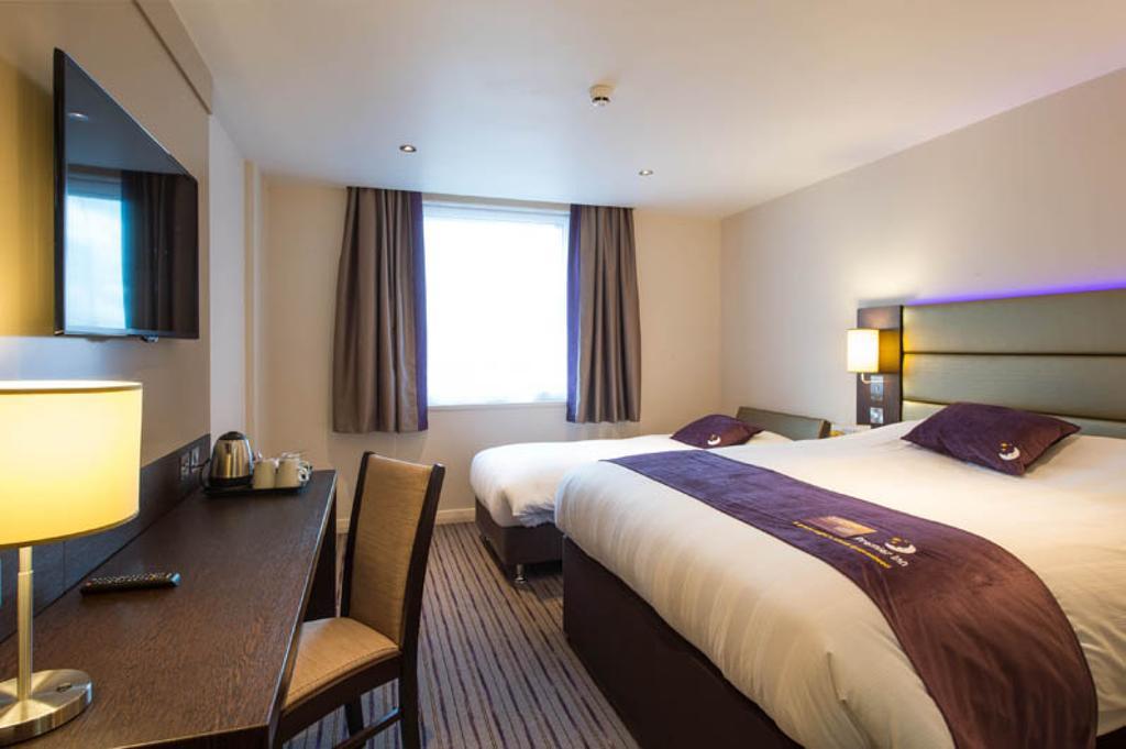Premier Inn Southampton West Ower Экстерьер фото